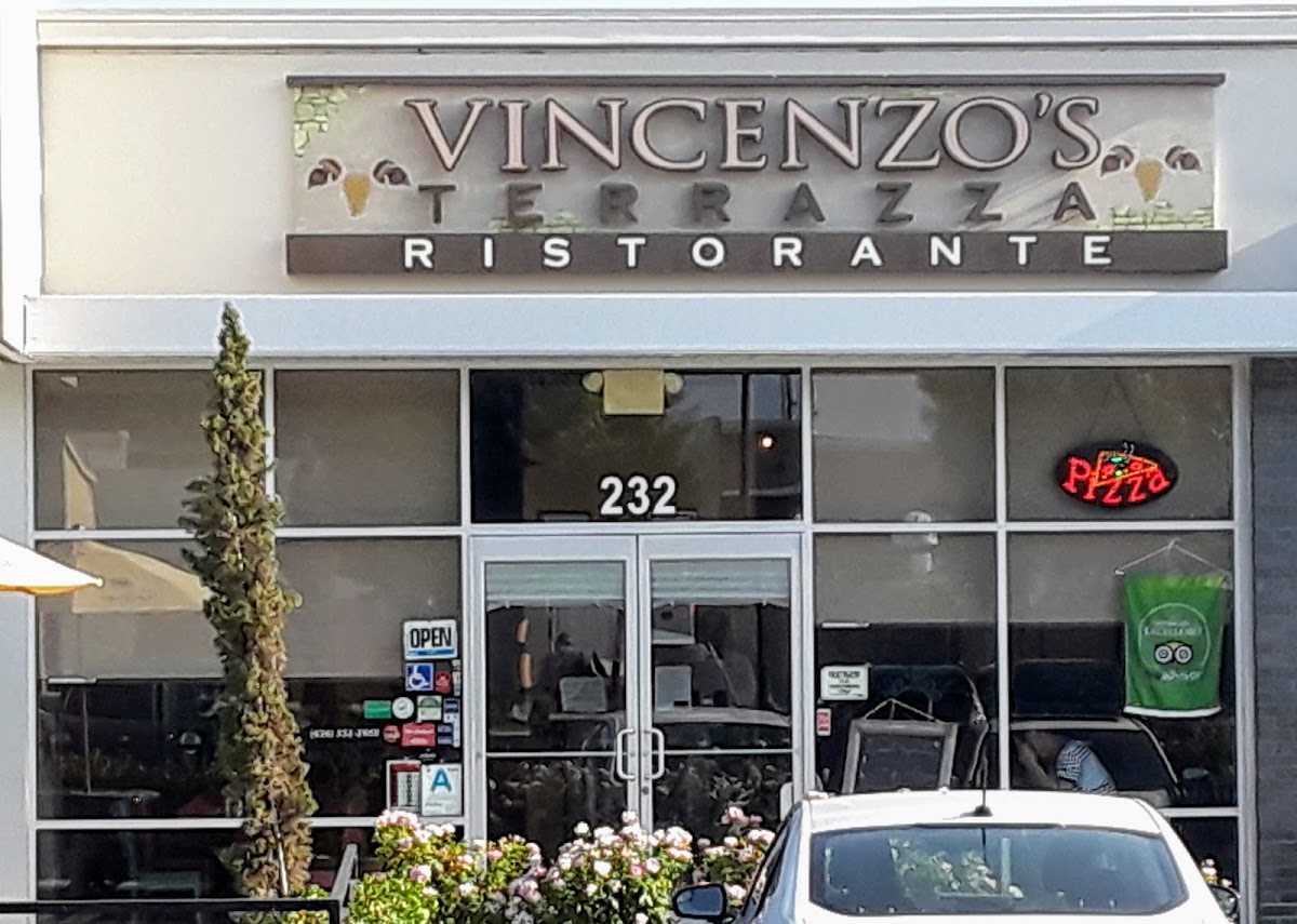 Vincenzo's Terrazza At The Walker House